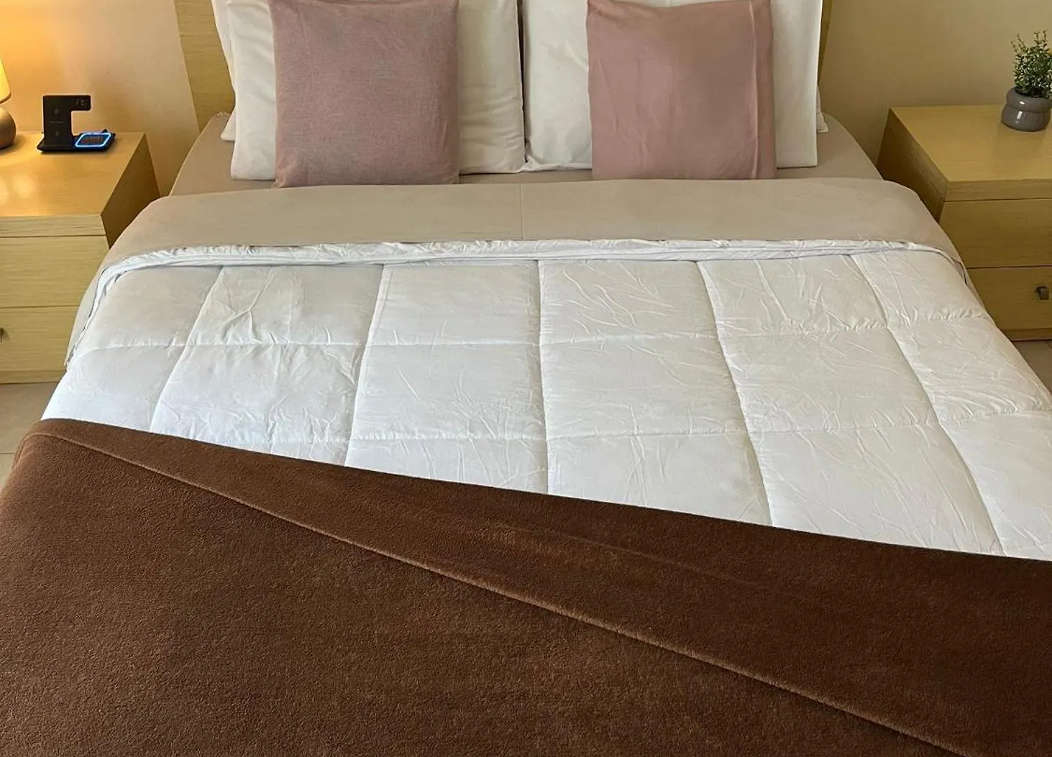 Cozy Room With Private Bathroom And Balcony Views Gzira Bed & Breakfast